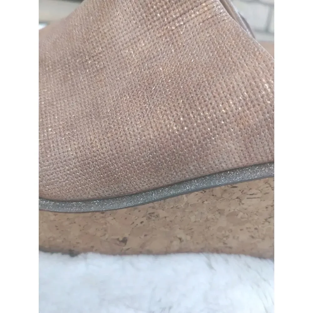 Johnston And Murphy NEW Jade Metallic Suede Cork Wedge Heel Slip On Sandal 7M